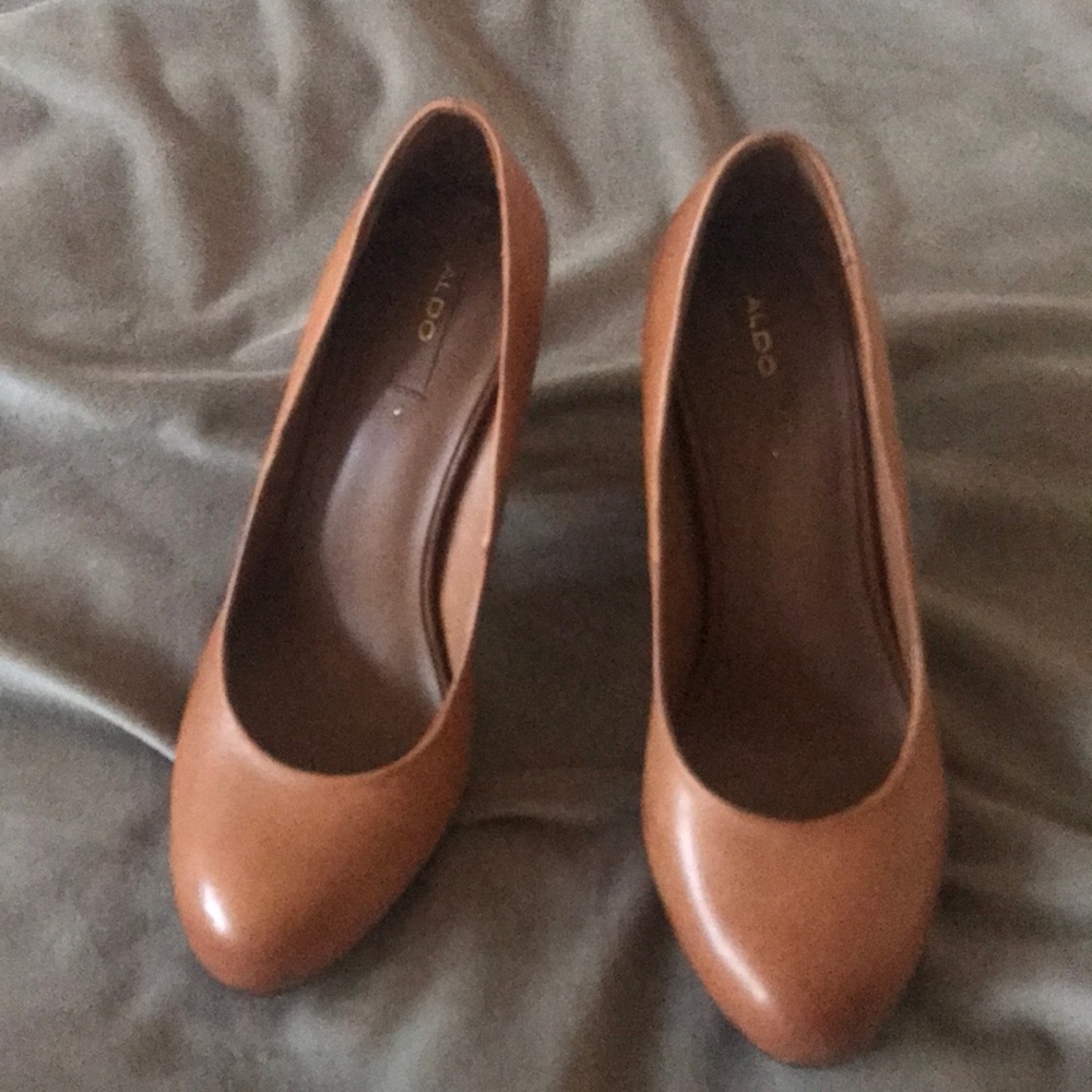 Aldo Leather High Heel Pumps